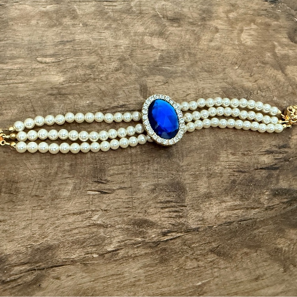 Large Multi Strand Faux Pearl and Blue Stone Costume Fashion Bracelet - Picture 7 of 9